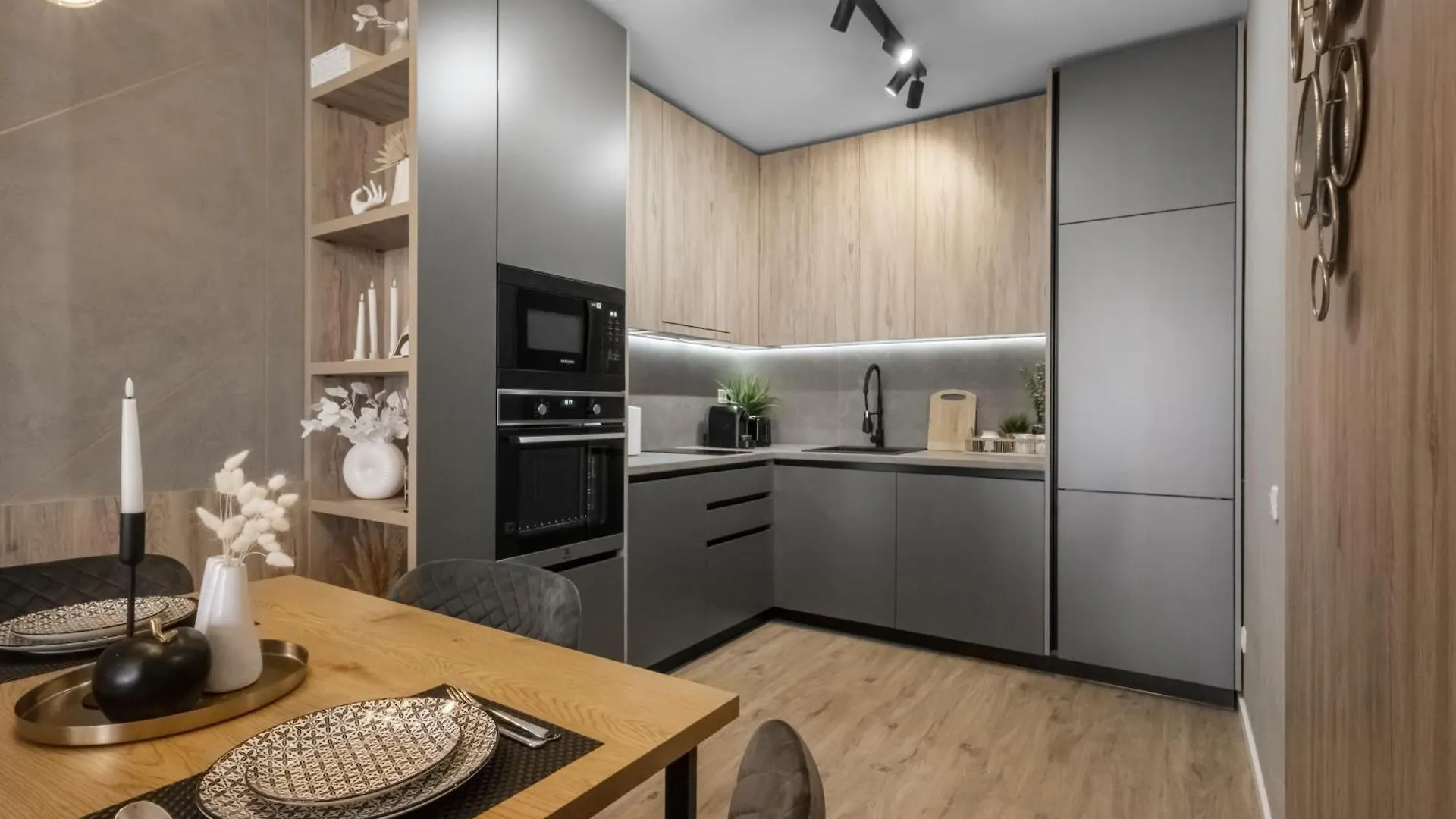 Awesome Apartment Deluxe Bucharest