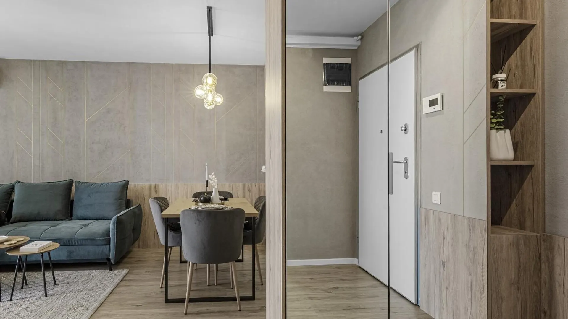 Awesome Apartment Deluxe Bucharest Romania