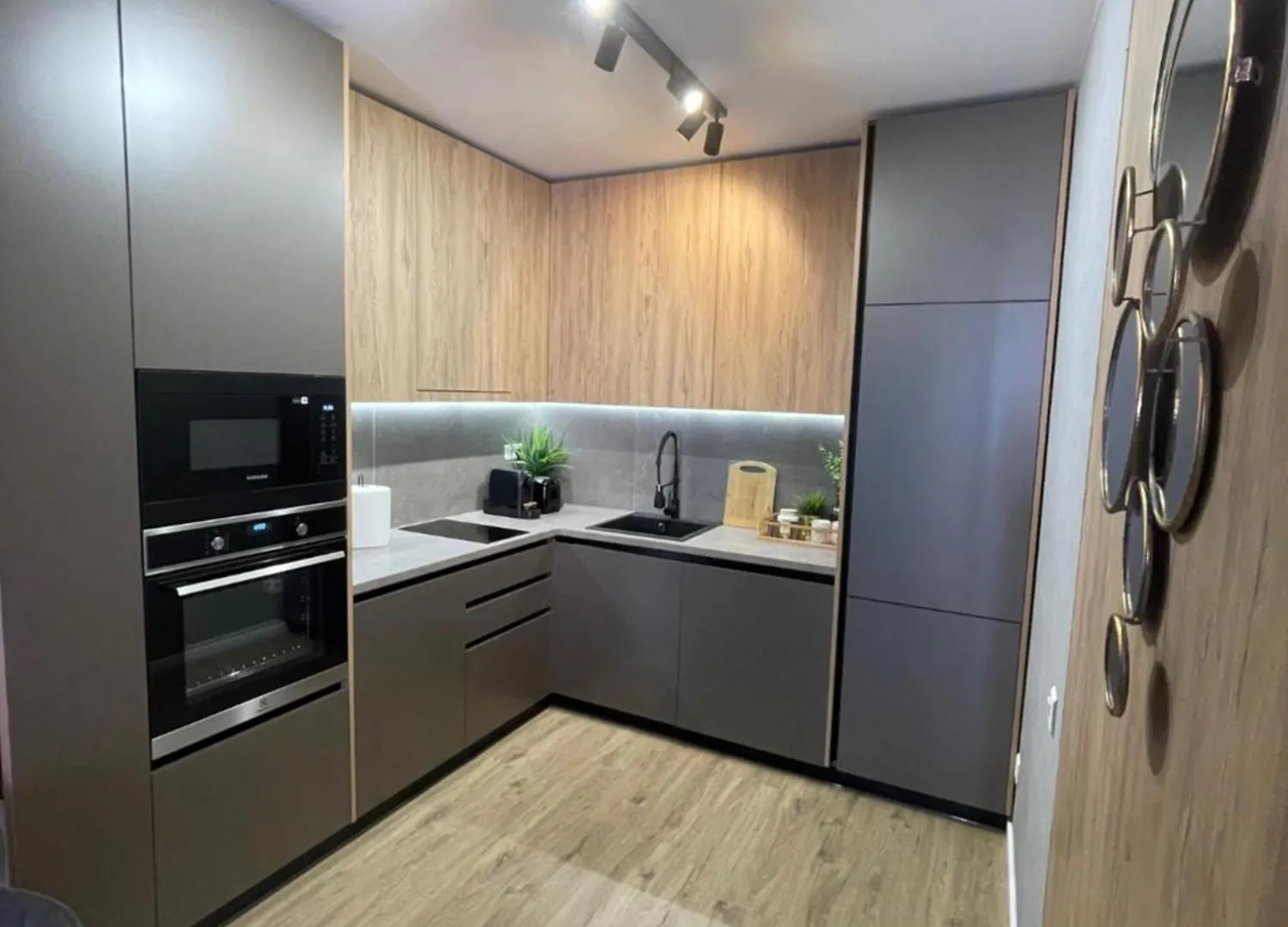 Awesome Apartment Deluxe Bucharest Romania