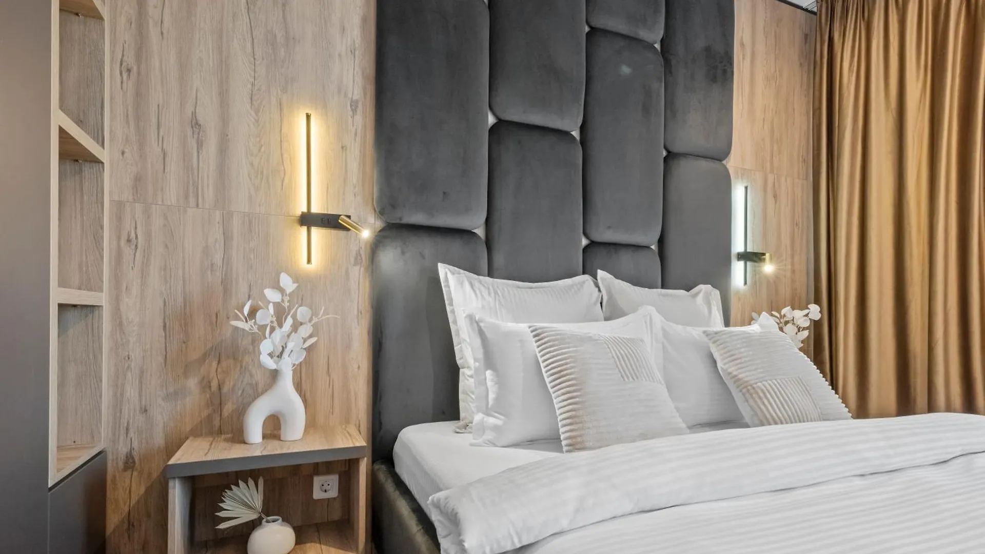 Awesome Apartment Deluxe Bucharest