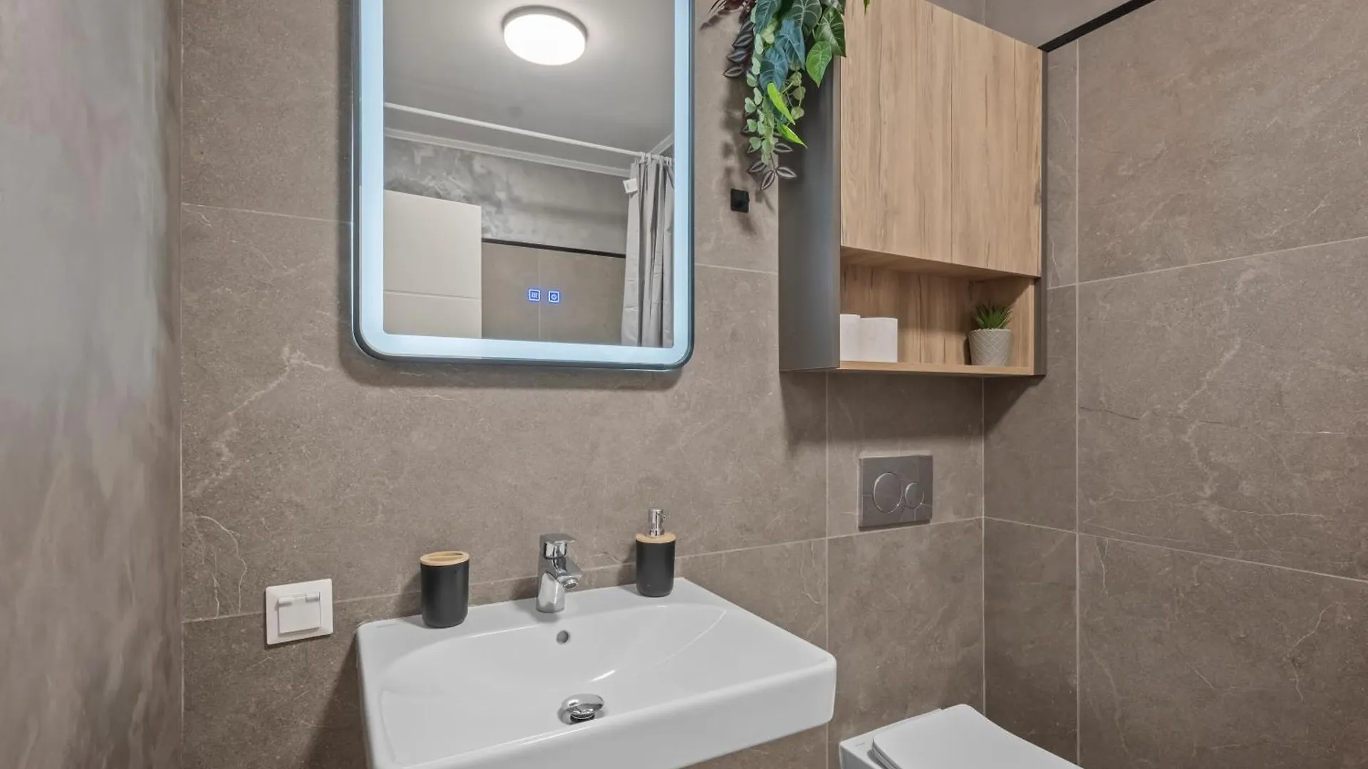 Awesome Apartment Deluxe Bucureşti 0*,  România